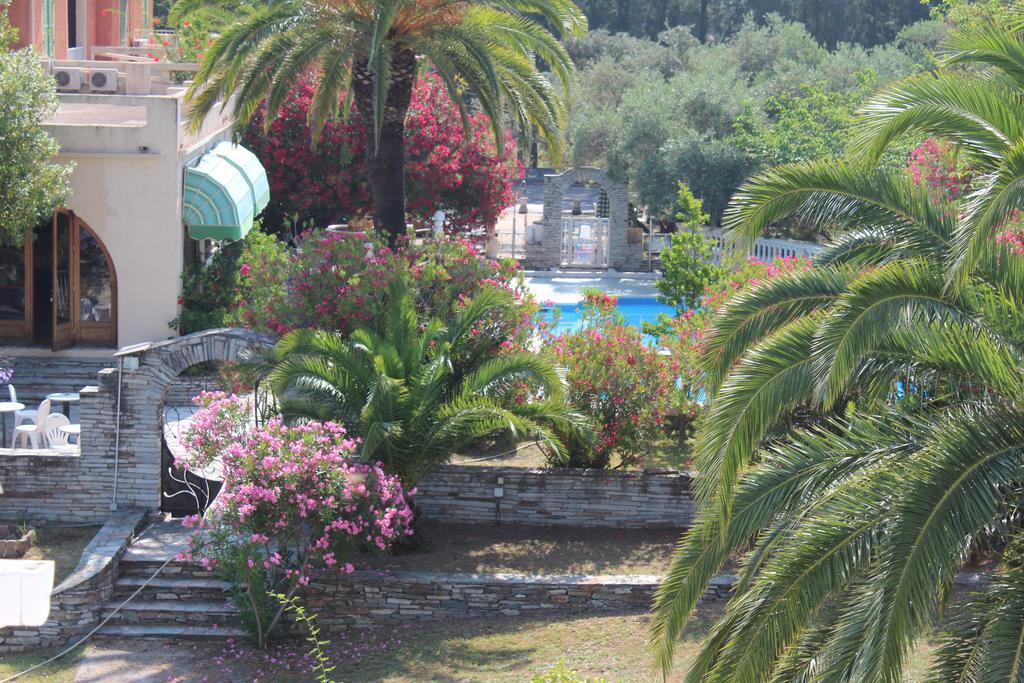 Castellu Rossu Hotel Lucciana  Bagian luar foto