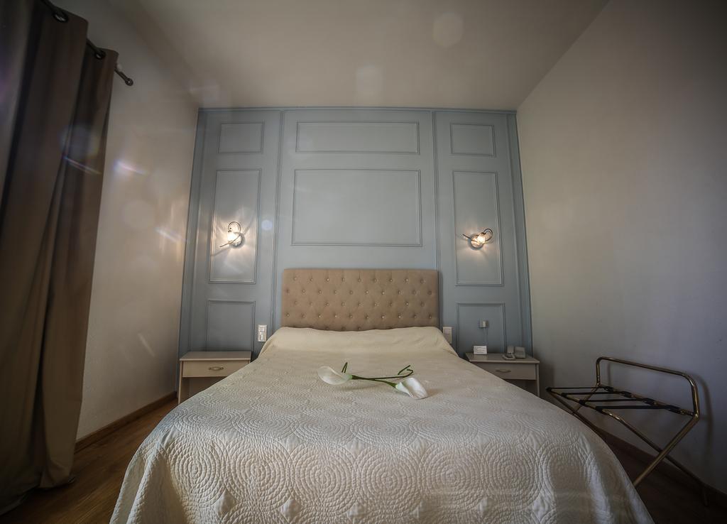 Castellu Rossu Hotel Lucciana  Bagian luar foto