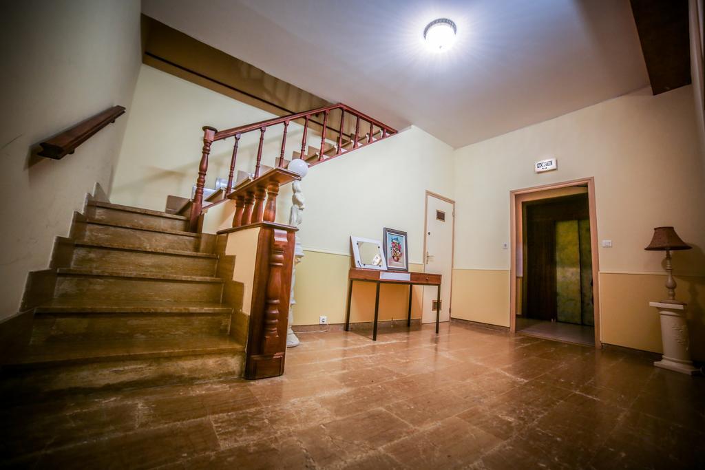 Castellu Rossu Hotel Lucciana  Bagian luar foto