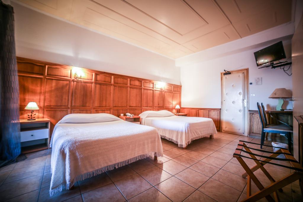 Castellu Rossu Hotel Lucciana  Bagian luar foto