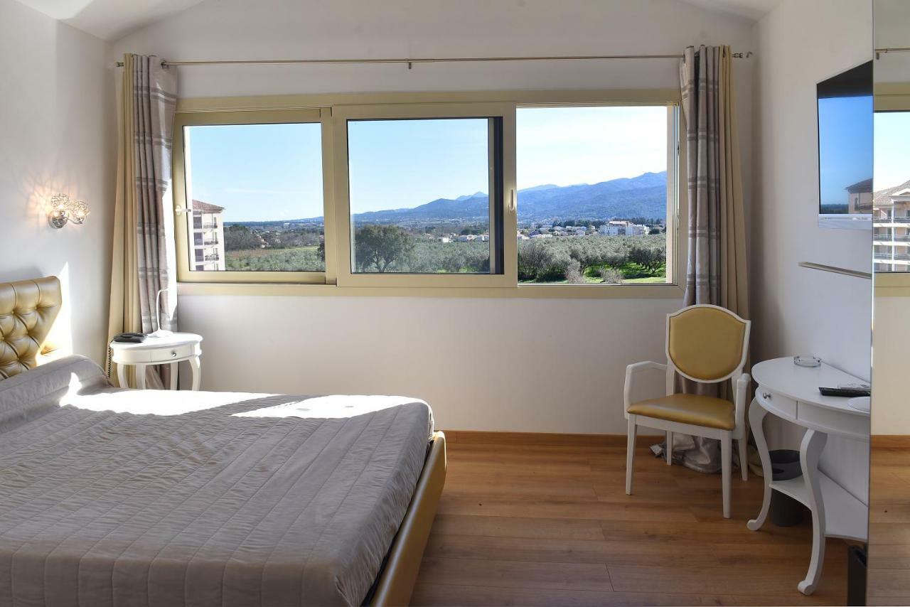 Castellu Rossu Hotel Lucciana  Bagian luar foto